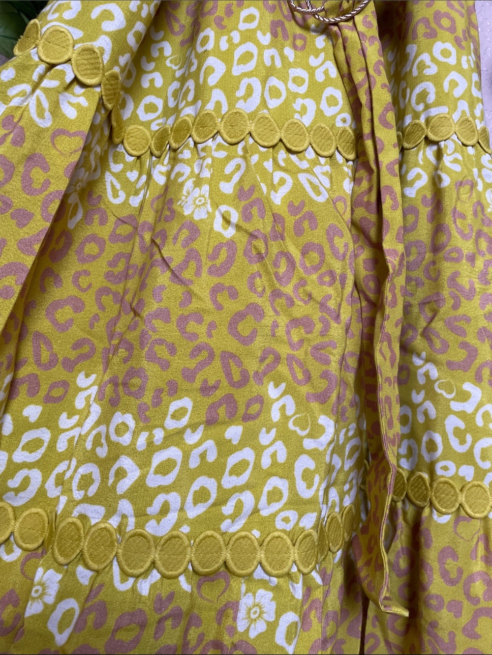 Sunny Yellow Leopard-Print Tie-Shoulder Maxi Dress - Picture 4 of 15